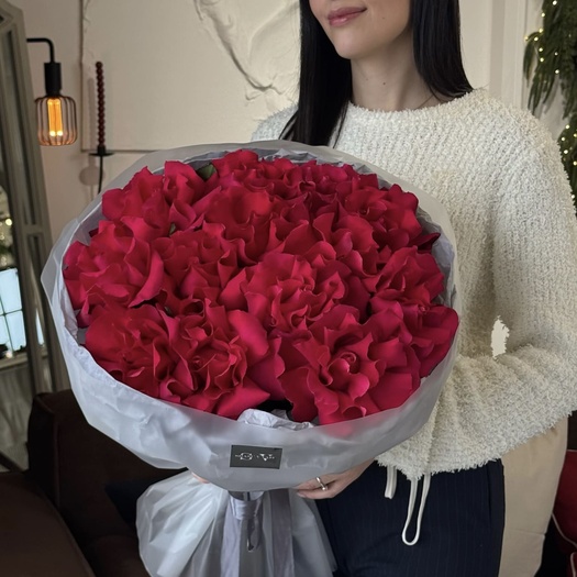 Букет из французских роз «GOTCHA» 13шт