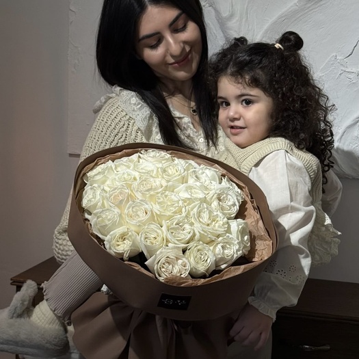 Букет из роз сорта «PLAYA BLANCA» 25шт