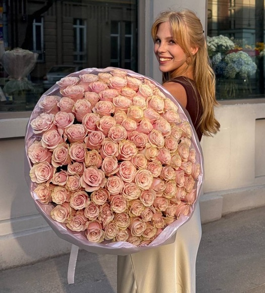 Букет из роз сорта «PINK MONDIAL» 101шт