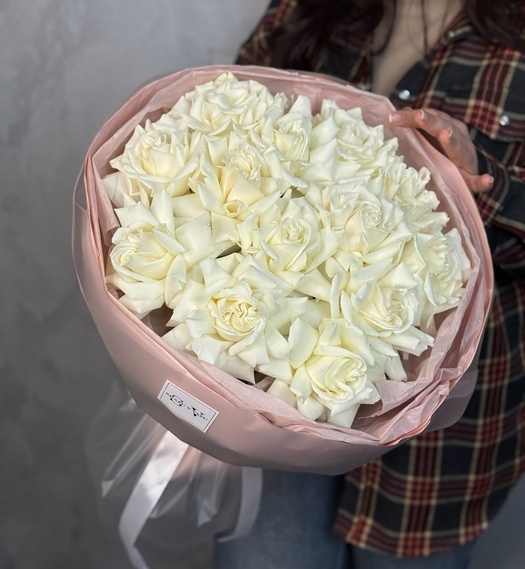 Букет из французских роз сорта «PLAYA BLANCA» 13шт