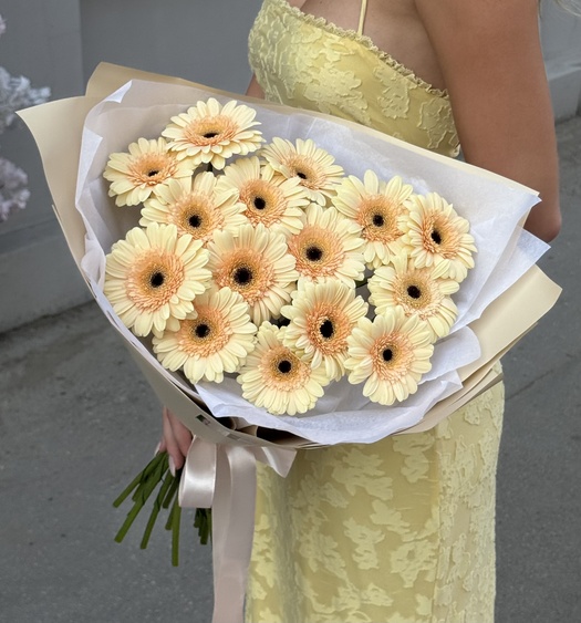 Букет из желтых гермини 15шт